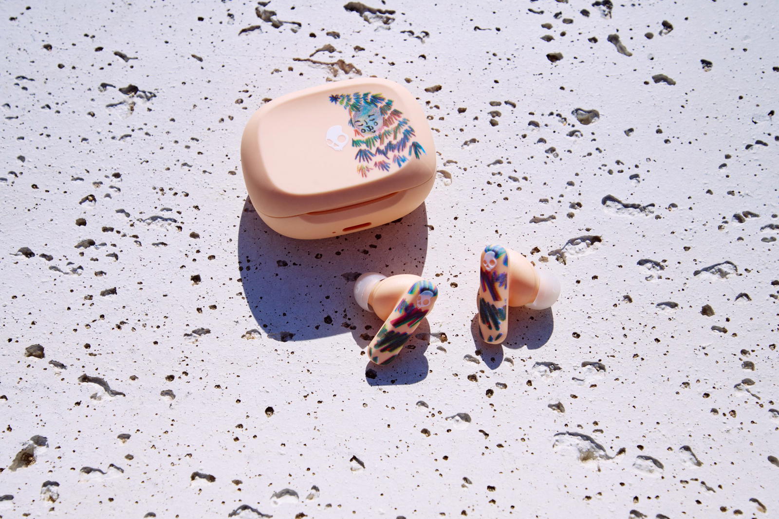 Skullcandy x Nora Vasconcellos